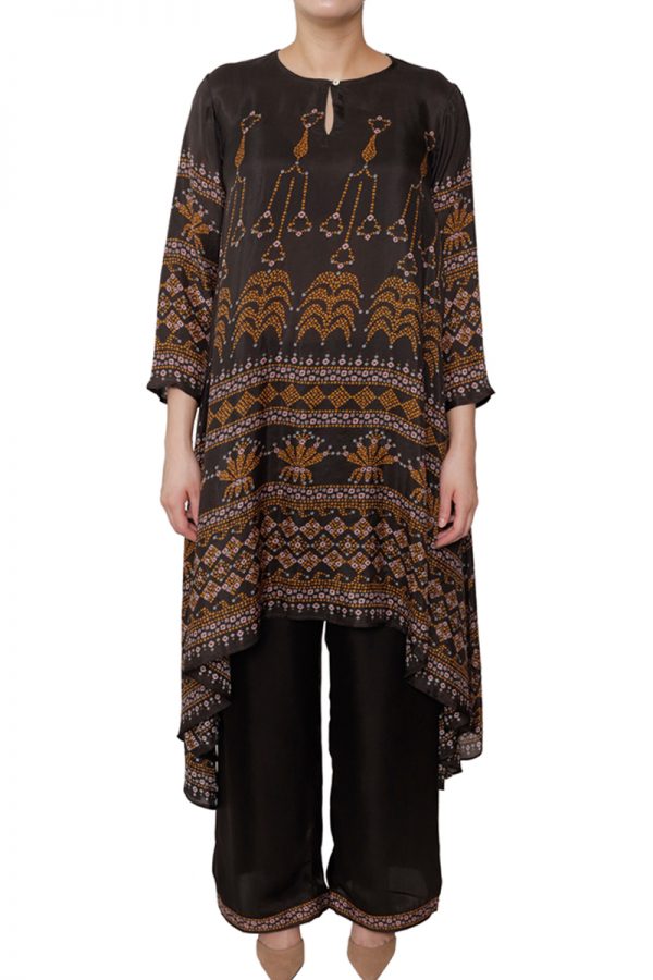 Black and Brown Bandeej