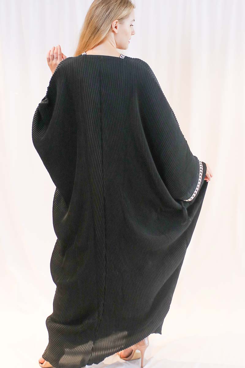 Black Pleated Kaftan - Image 3